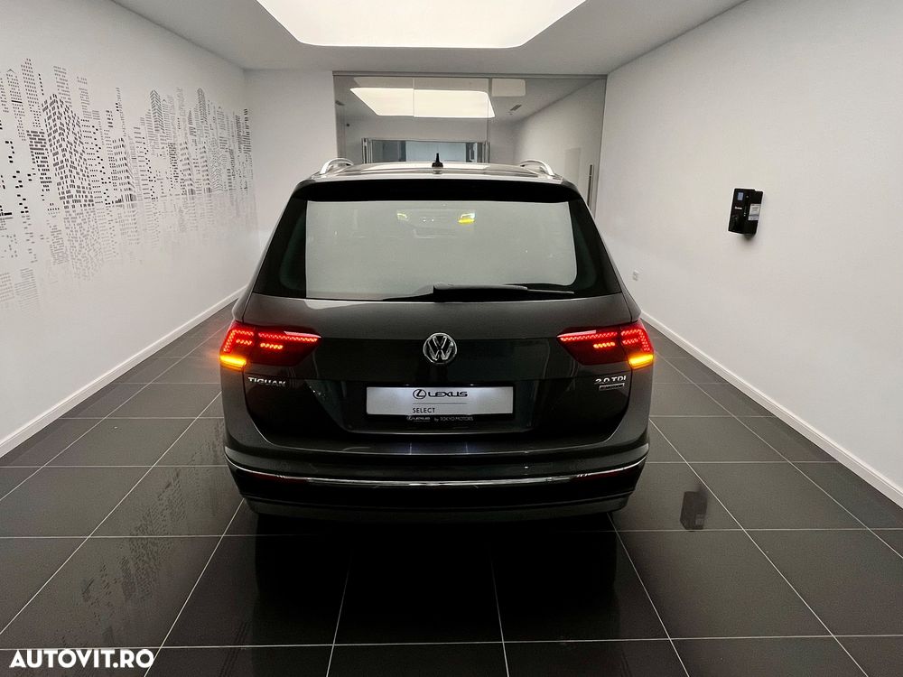 Volkswagen Tiguan - 9