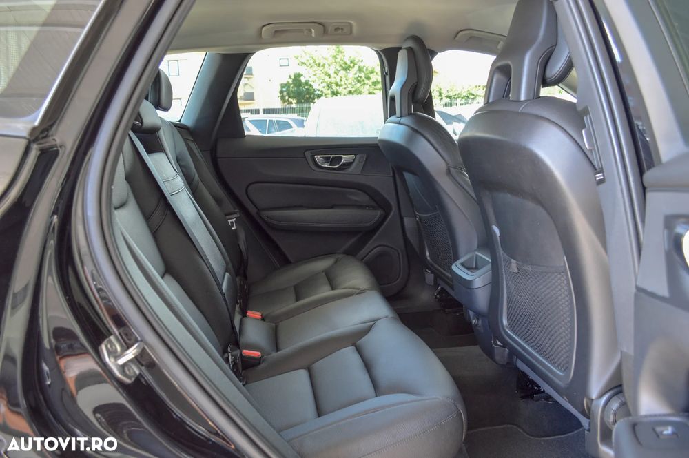Volvo XC 60 D4 AWD Geartronic Momentum - 19