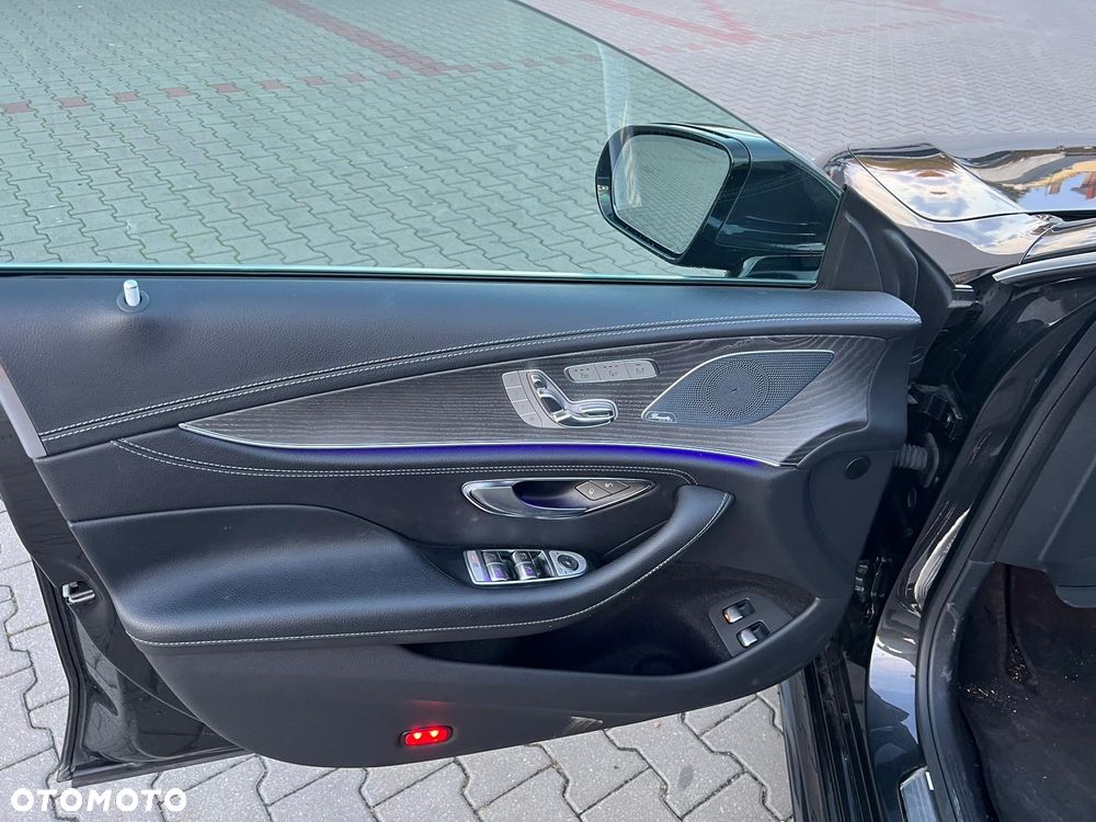 Mercedes-Benz CLS 450 4Matic 9G-TRONIC AMG Line - 21