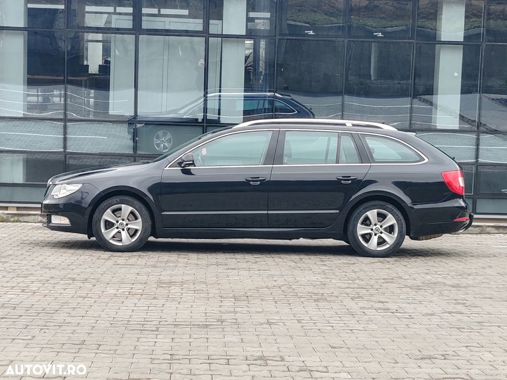 Skoda Superb 2.0 TDI DSG Elegance - 8