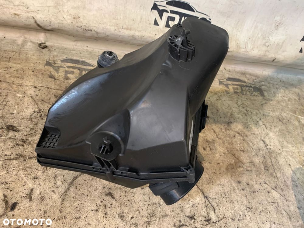 OBUDOWA FILTRA POWIETRZA BMW M5 F90 M8 F91 F92 F93 7852381 7852379 - 11