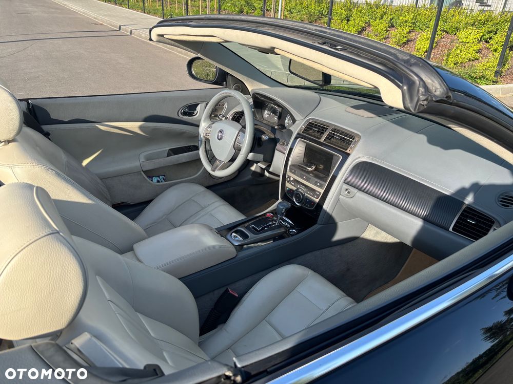 Jaguar XK - 4