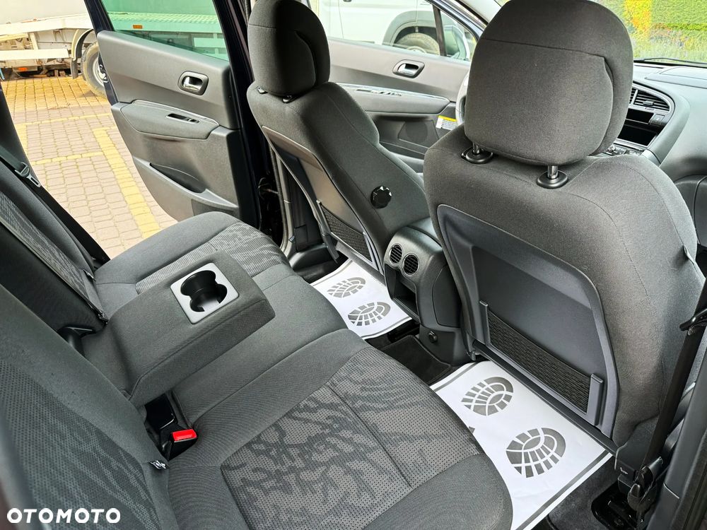 Peugeot 3008 1.6 THP Active - 34