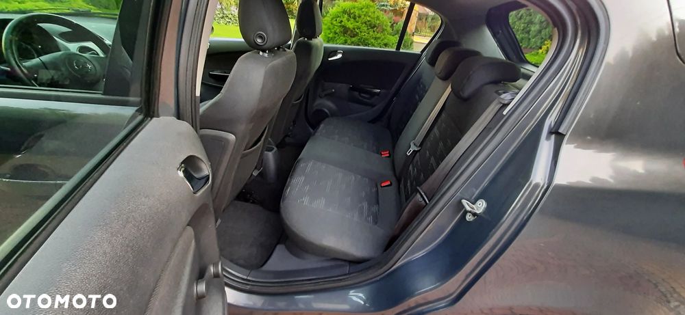Opel Corsa - 22