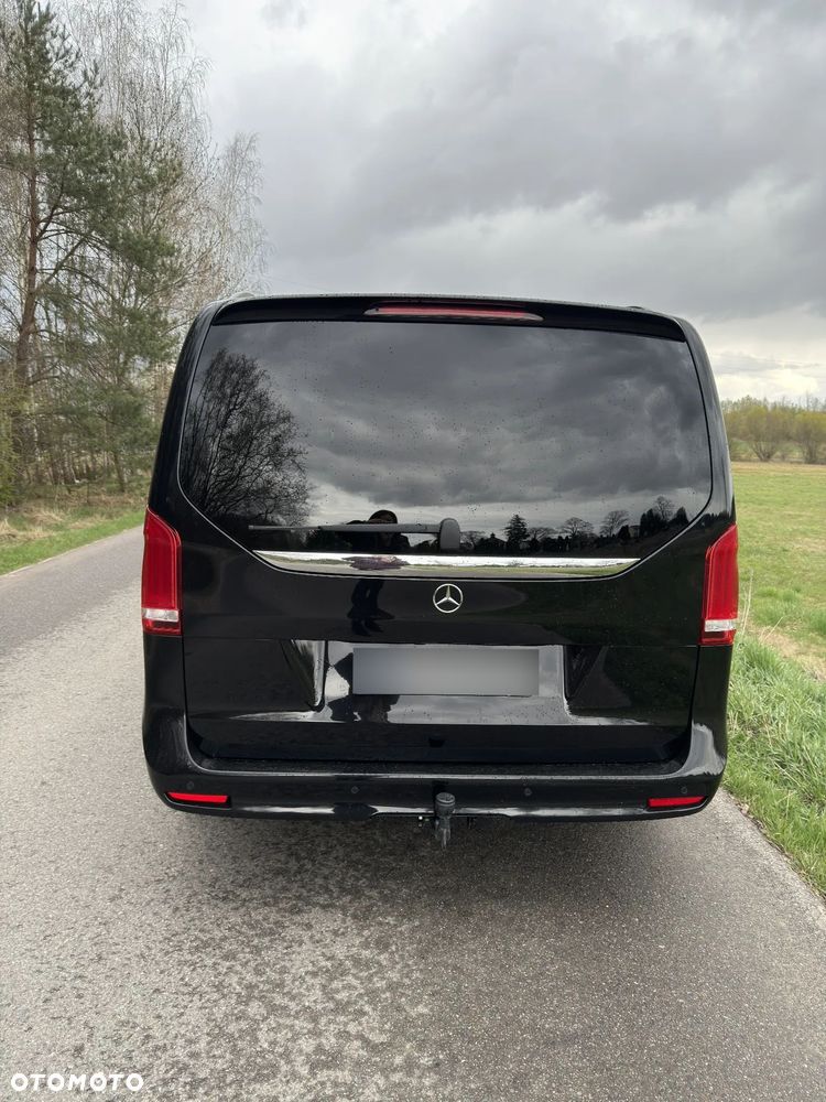 Mercedes-Benz Klasa V 300 d kompakt 4Matic 9G-TRONIC Style - 9