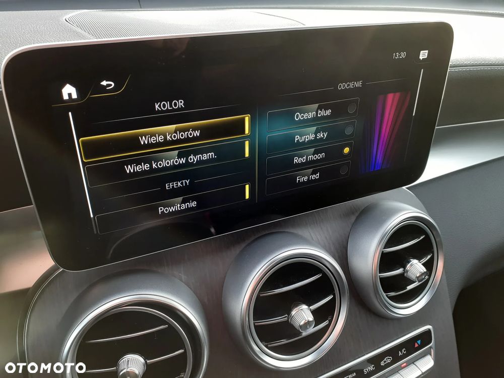 Mercedes-Benz GLC 200 4Matic 9G-TRONIC AMG Line Plus - 29