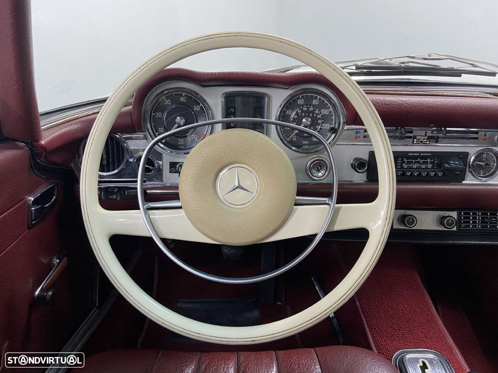 Mercedes-Benz SL 280 - 9