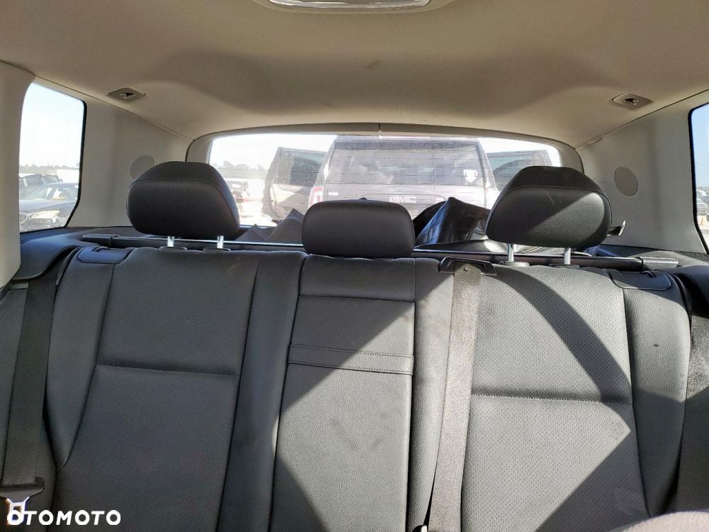 Mercedes-Benz GLK 350 4-Matic - 10