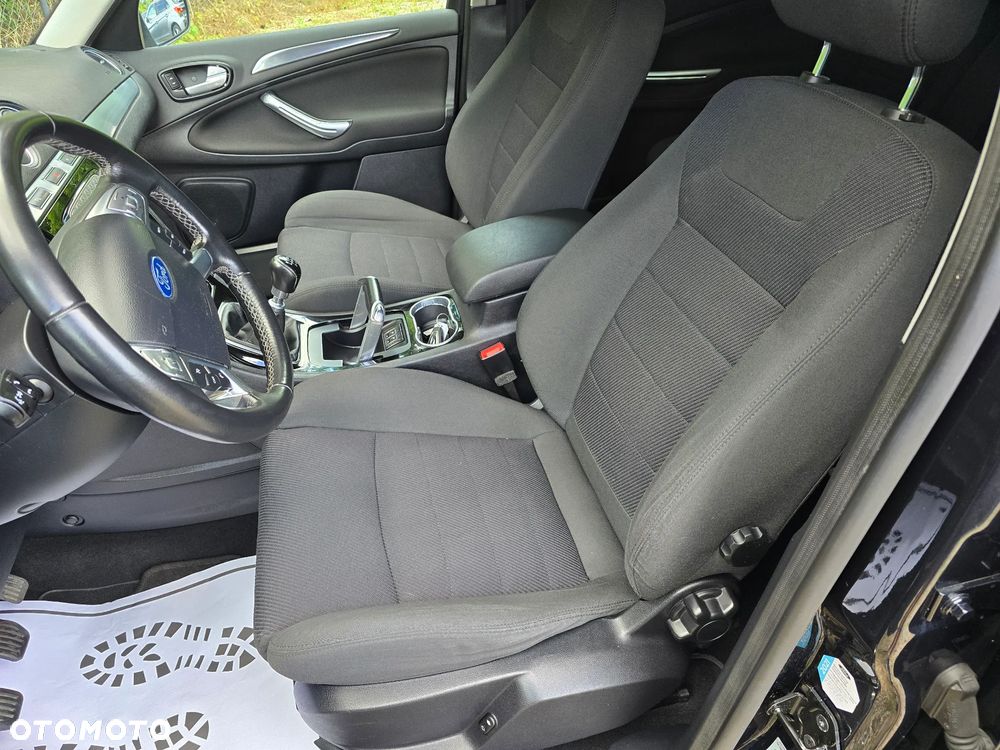 Ford S-Max 2.0 TDCi DPF Titanium - 17