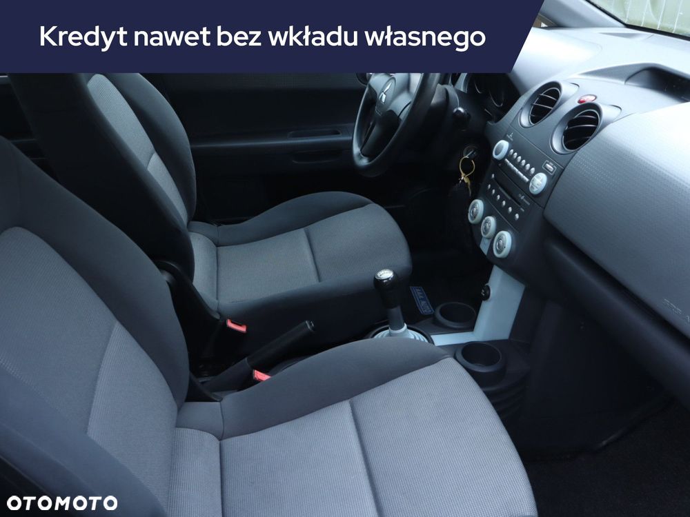 Mitsubishi Colt - 11
