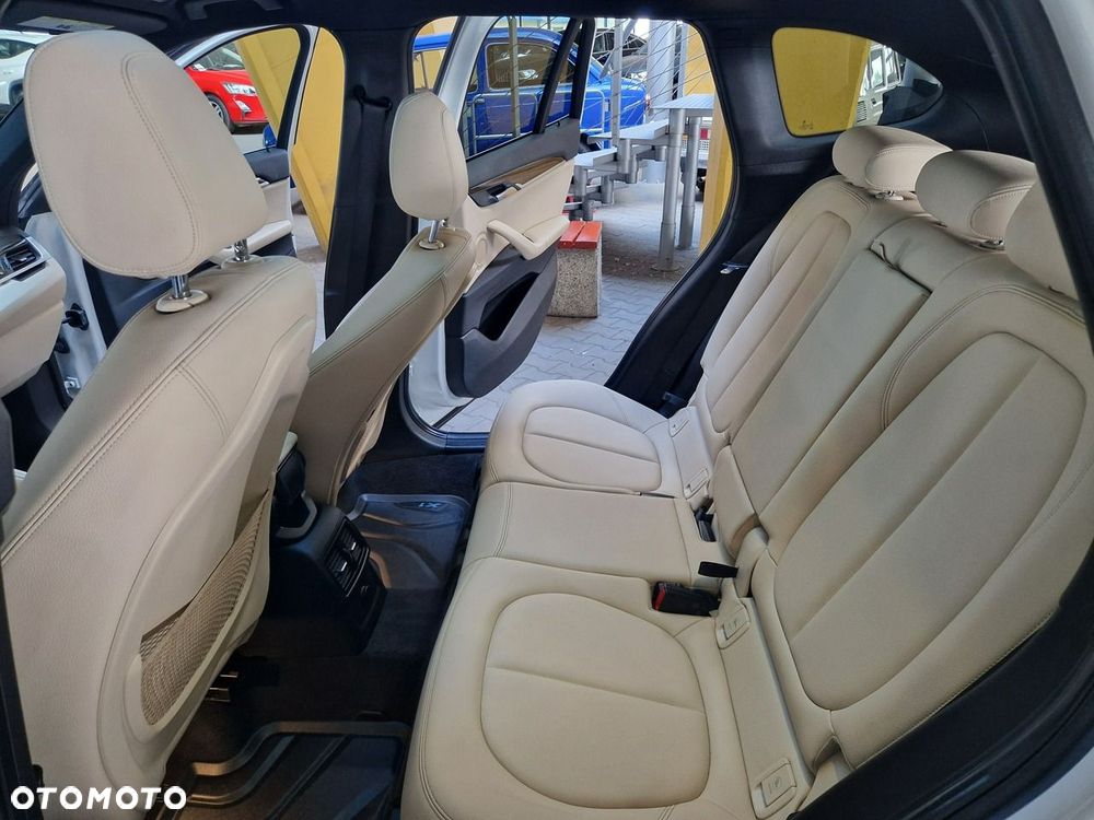 BMW X1 - 22