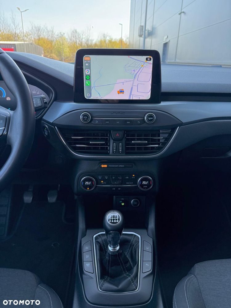 Ford Focus 1.0 EcoBoost Active - 21
