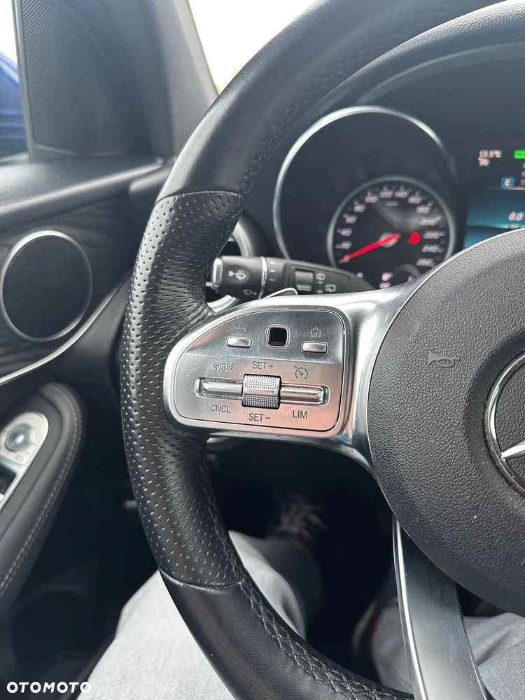 Mercedes-Benz GLC - 31