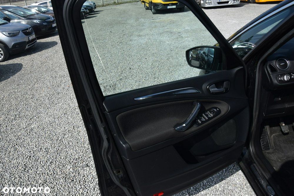 Ford S-Max 2.0 TDCi Titanium - 19