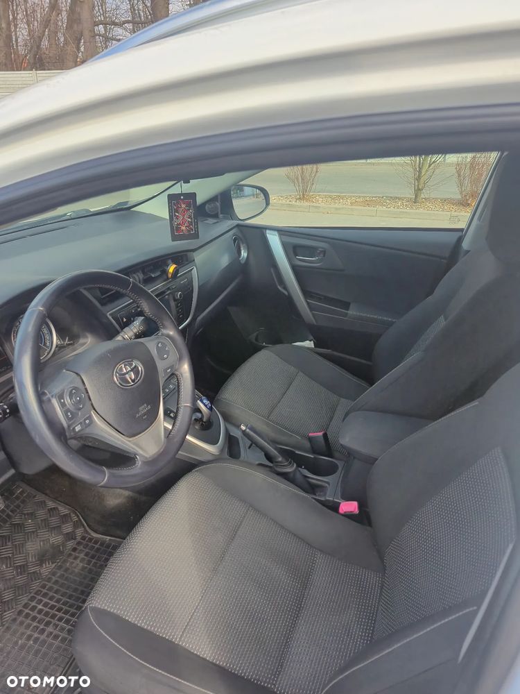 Toyota Auris - 9