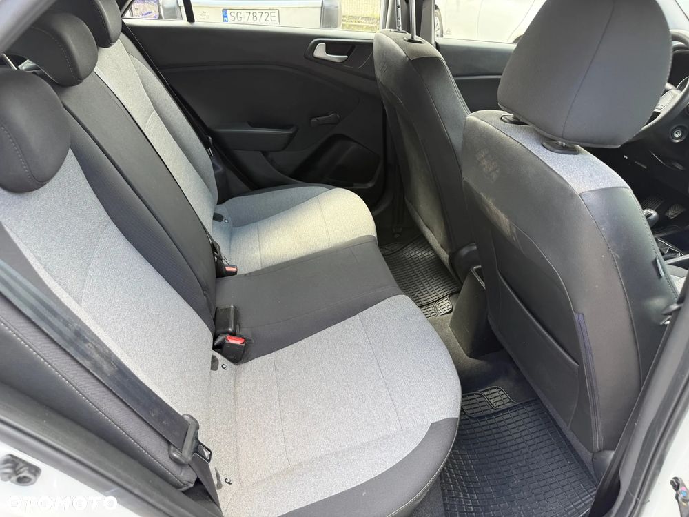 Hyundai i20 - 15