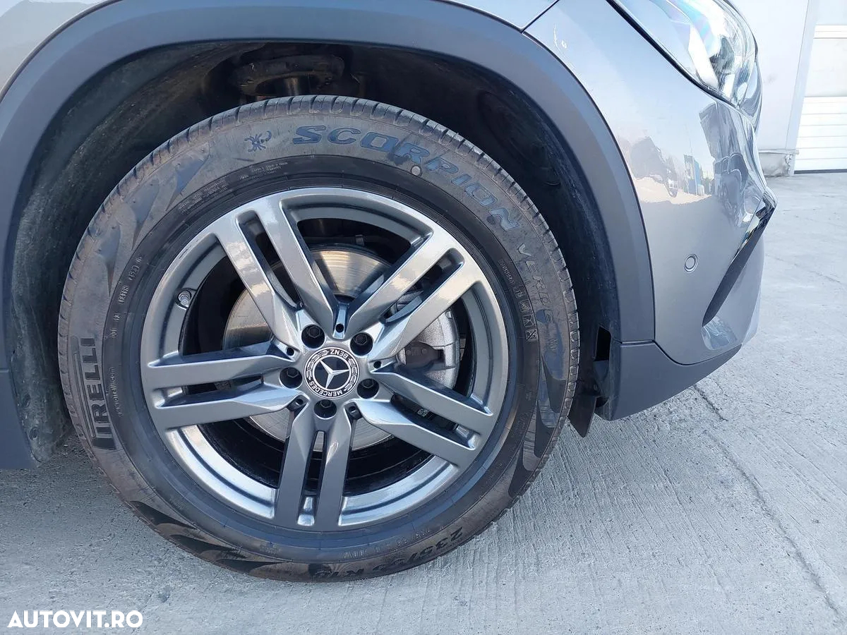 Mercedes-Benz GLA 200 d 4MATIC Aut. - 15