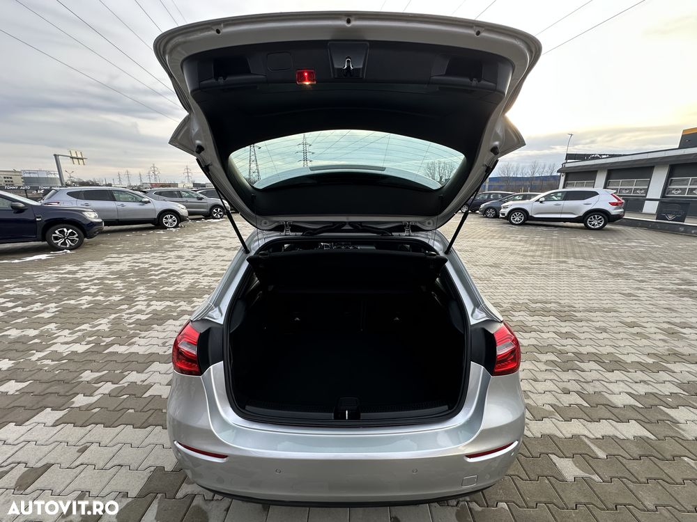 Mercedes-Benz A 200 d 8G-DCT Progressive - 22