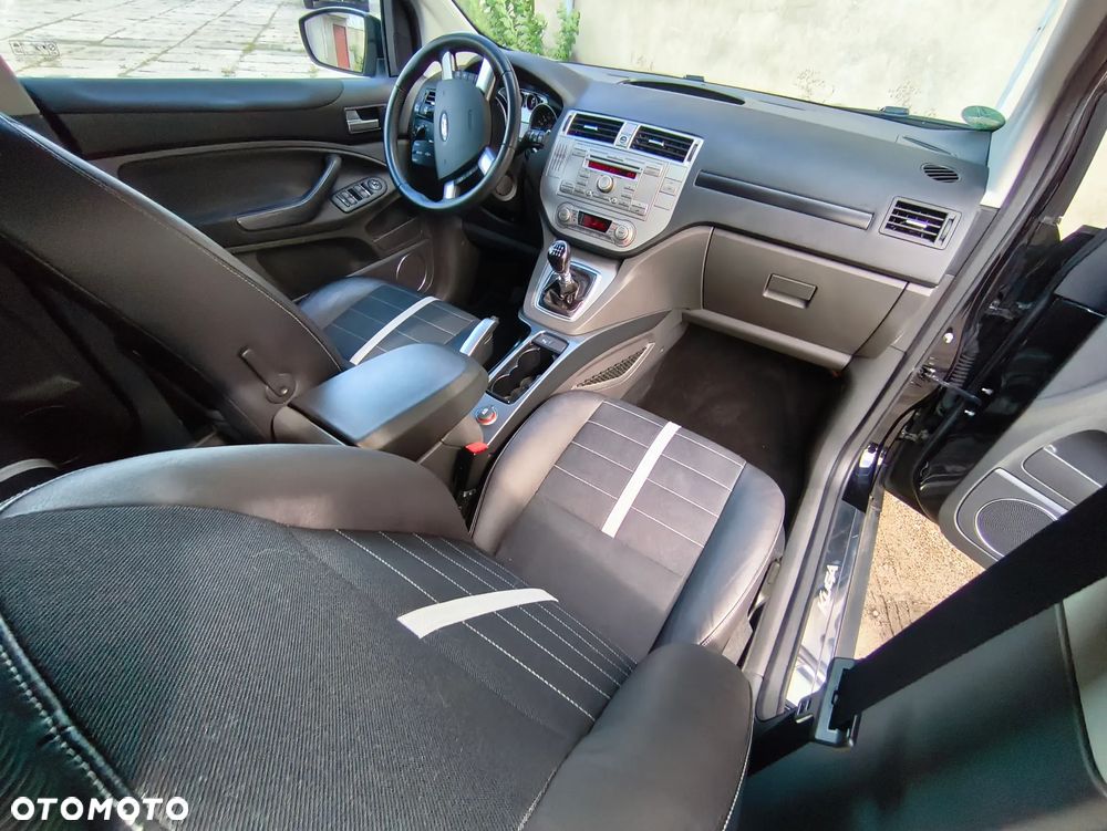 Ford Kuga 2.0 TDCi 4WD Titanium - 20