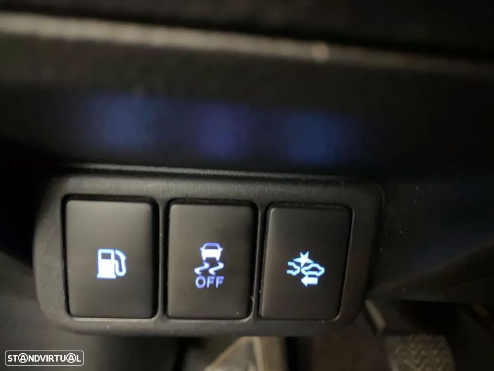 Toyota Avensis Touring Sports 2.0 D-4D Luxury+GPS - 15