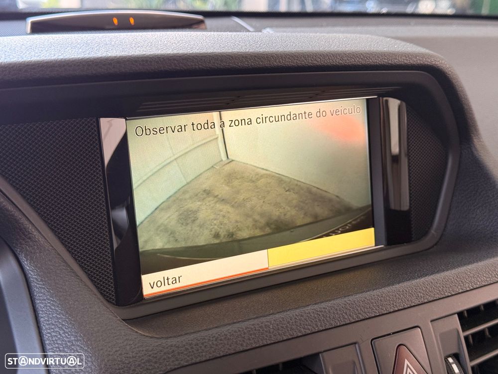 Mercedes-Benz E 250 CDi Avantgarde BlueEfficiency Auto - 48