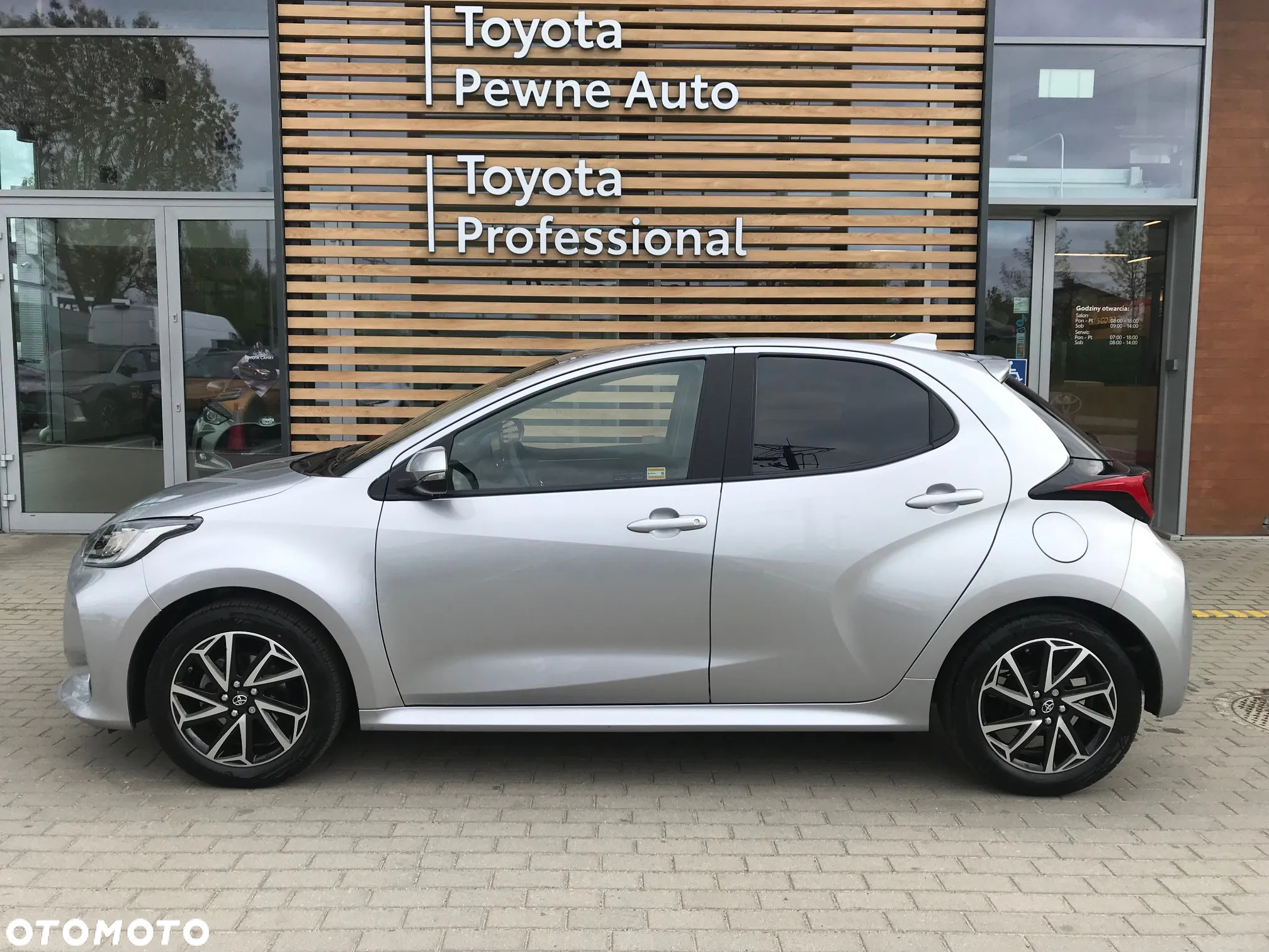 Toyota Yaris 1.5 Comfort CVT - 3
