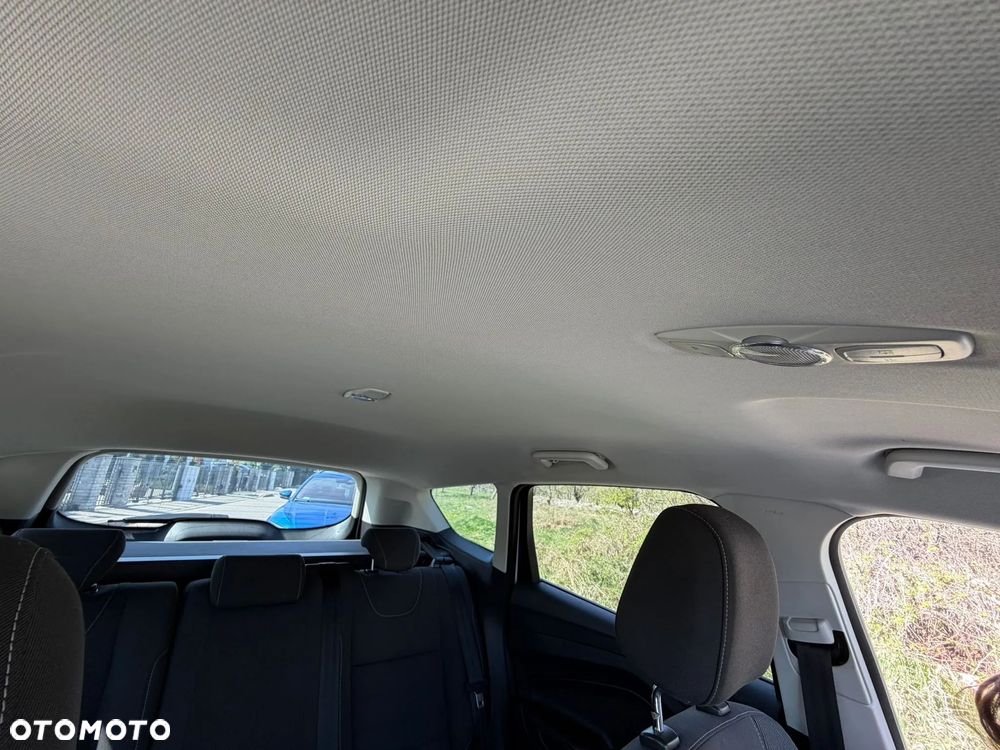 Ford Kuga - 18