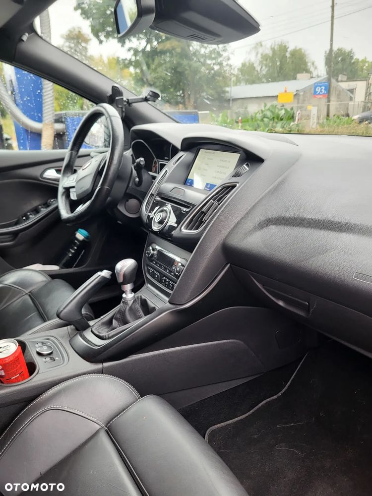 Ford Focus 2.0 EcoBoost ST - 7