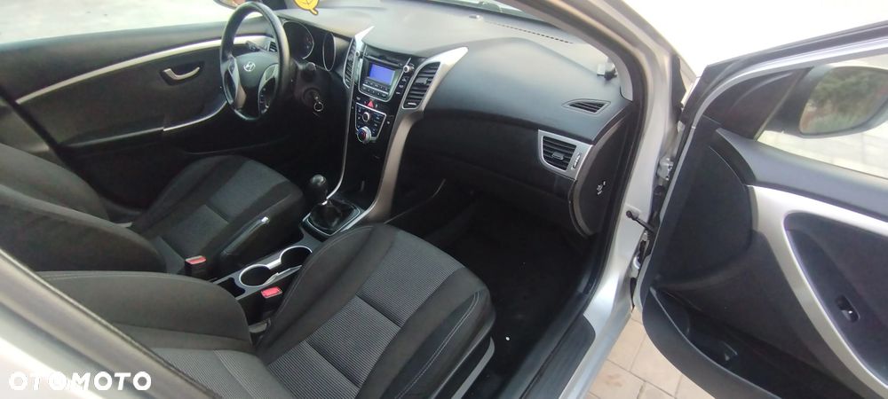 Hyundai i30 1.4 CRDi Advantage - 15