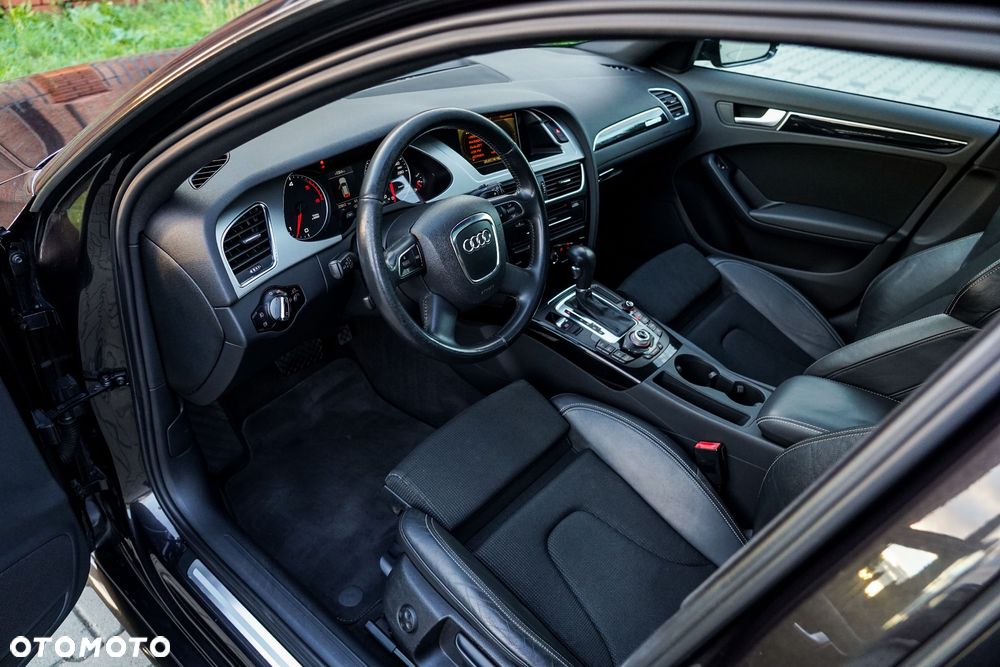 Audi A4 Avant 3.0 TDI DPF quattro tiptronic S line Sportpaket (plus) - 18