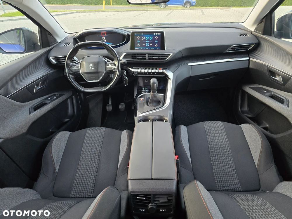 Peugeot 3008 1.6 BlueHDi Allure S&S - 12