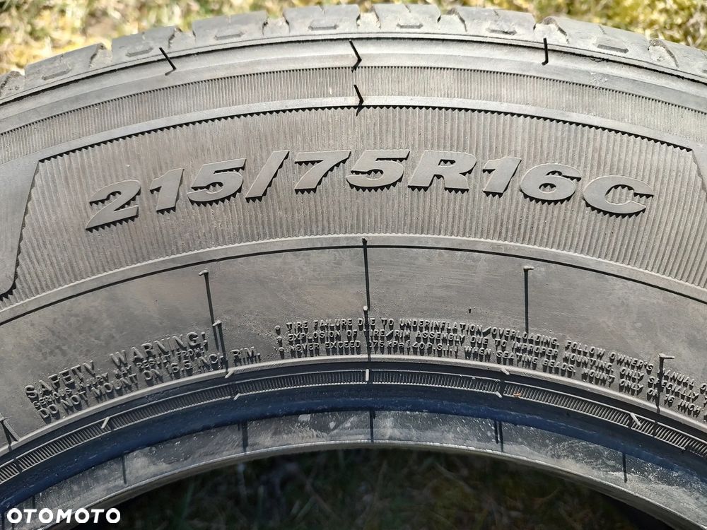 Nexen Roadian CT8 215 75 R16C 2022r 7,5-8mm jak nowe - 5
