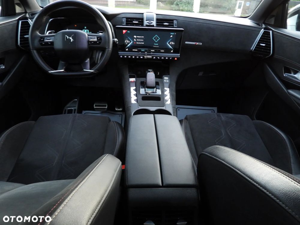 DS Automobiles DS 7 Crossback 1.6 E-Tense Performance Line + - 33