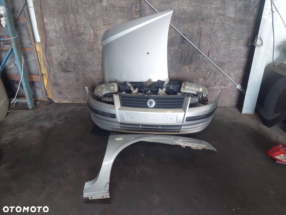 KOMPLETNY PRZÓD MASKA ZDERZAK BŁOTNIK LAMPY PAS STILO I 647 GRIGIO STEEL - 1
