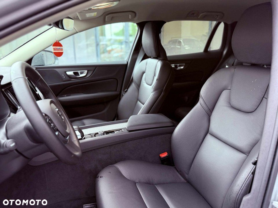 Volvo V60 Cross Country - 5