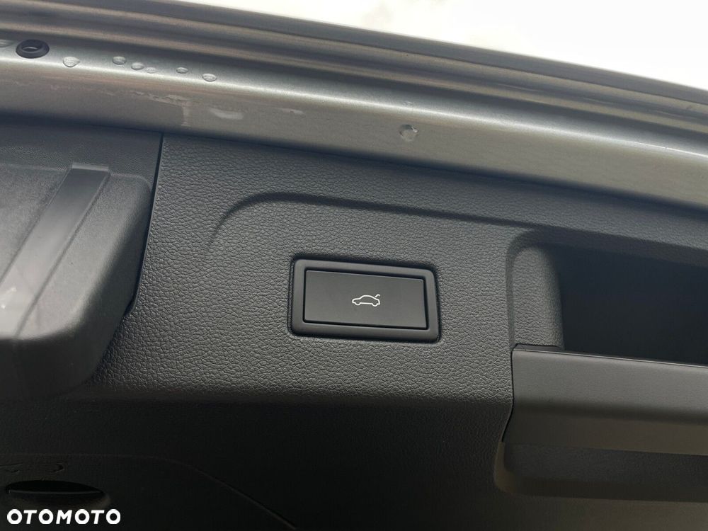 Volkswagen Touran 1.5 TSI EVO Comfortline Plus DSG - 30