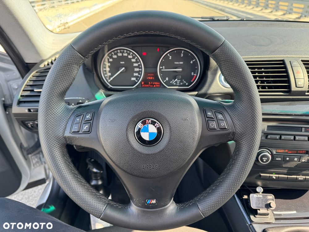 BMW Seria 1 123d Edition Sport - 14