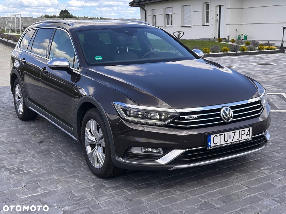 Volkswagen Passat Alltrack 2.0 TDI SCR 4Motion DSG - 12