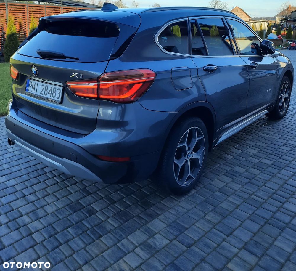 BMW X1 sDrive18d xLine - 6