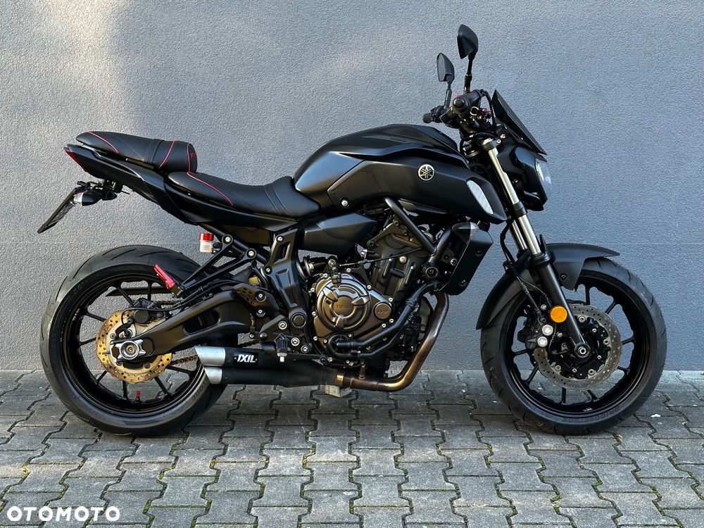 Yamaha MT - 6