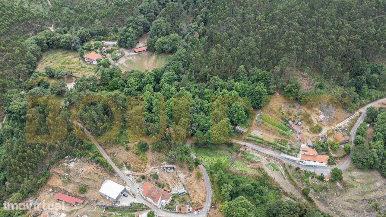 Terreno com terreno em Mosteiro - Grande imagem: 2/13