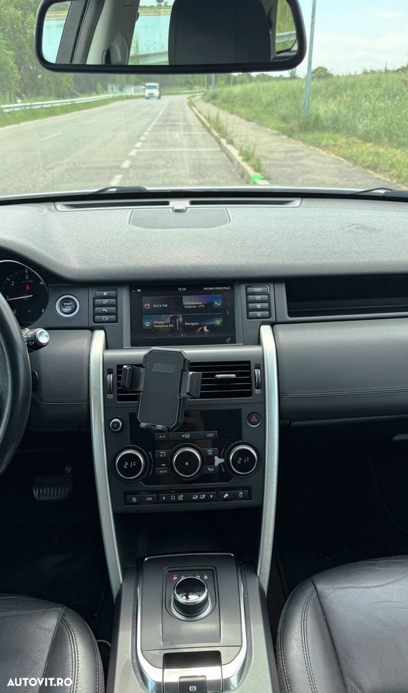 Land Rover Discovery Sport - 13