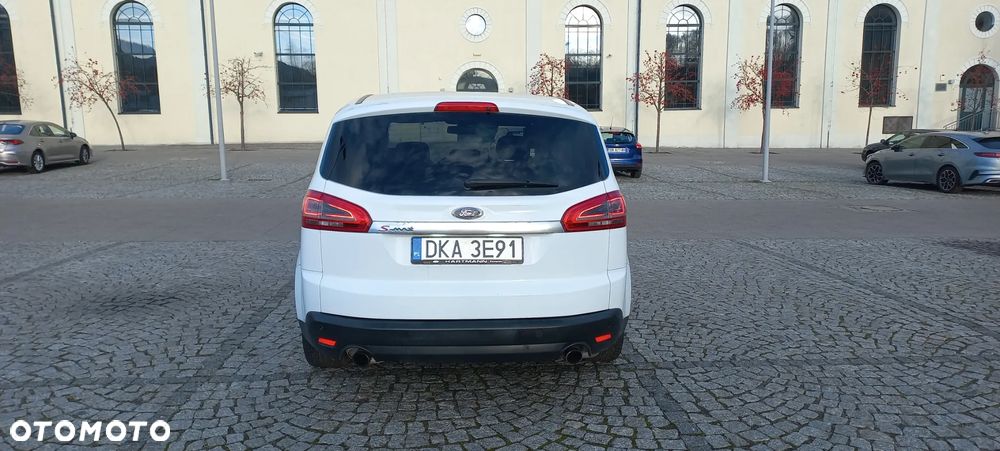 Ford S-Max - 36
