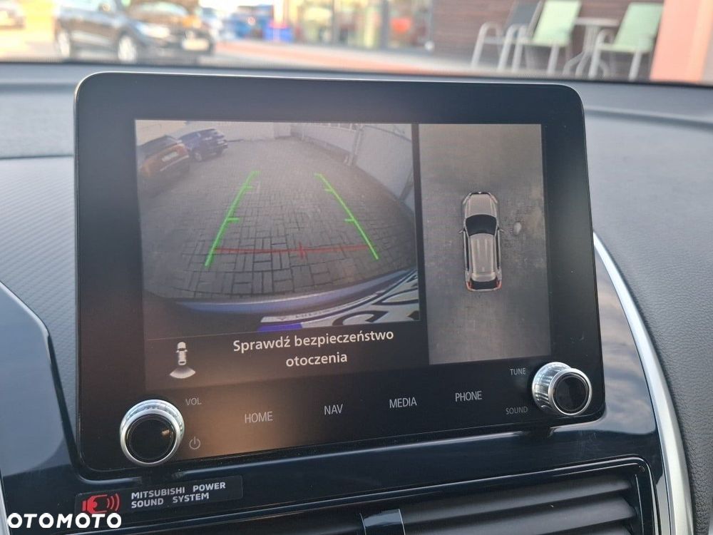 Mitsubishi Eclipse Cross - 30