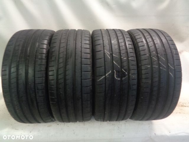 YOKOHAMA ADVAN SPORT V107 225/40ZR18 92Y - 1