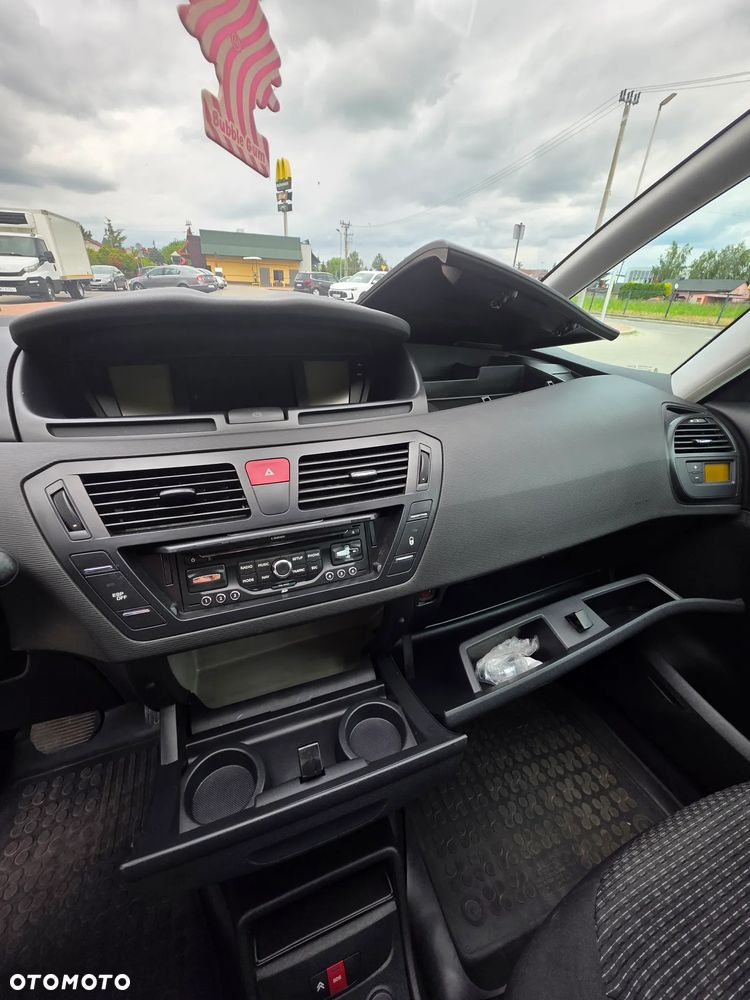 Citroën C4 Picasso - 32