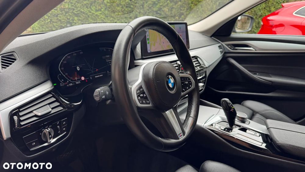 BMW Seria 5 520d Sport Line - 20