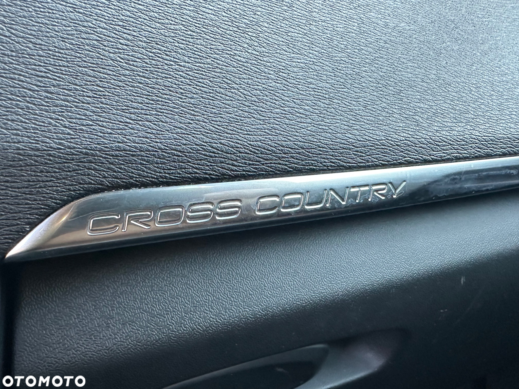Volvo V40 Cross Country D2 Summum - 18