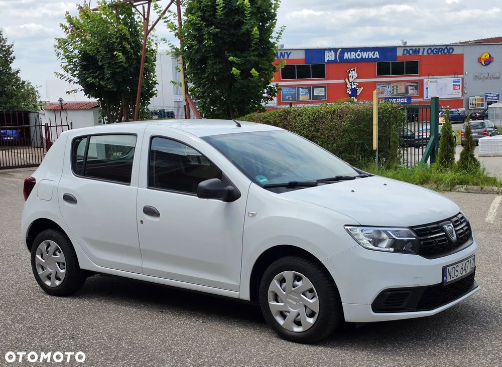 Dacia Sandero - 1