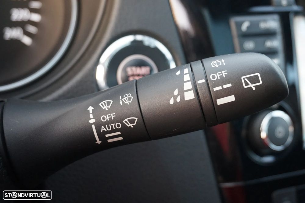 Nissan Qashqai 1.6 dCi N-Connecta 18 Xtronic - 41